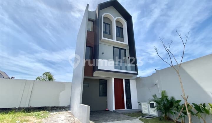 Dijual Rumah 3 Lantai Oasia Dian Istana Type Scandinavian