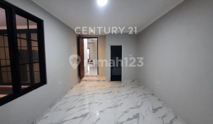 Dijual Rumah Baru bisa KPR Dekat Mall di Kelapa Gading