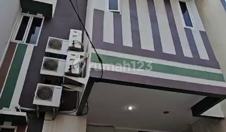Rumah Kos Masih Beroperasi di Kelapa Gading
