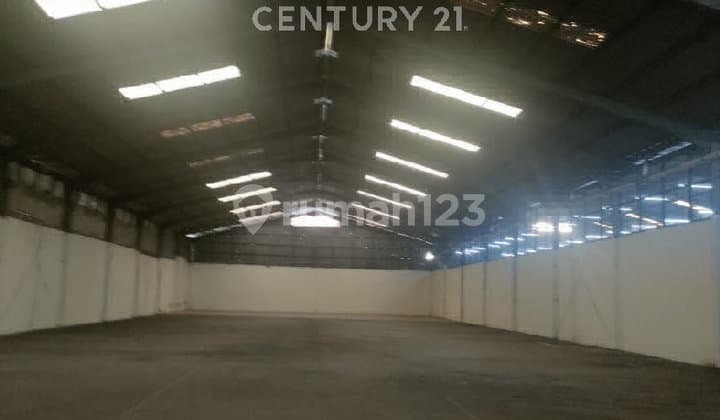 Disewakan Gudang Lokasi Pulo Gadung Strategis.