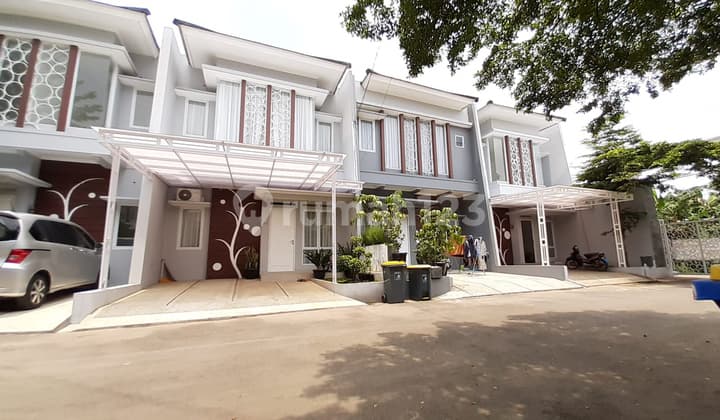 FULLY FURNISHED HOUSES IN AN EXCLUSIVE CLUSTER, SERPONG, SOUTH TANGERANG.
