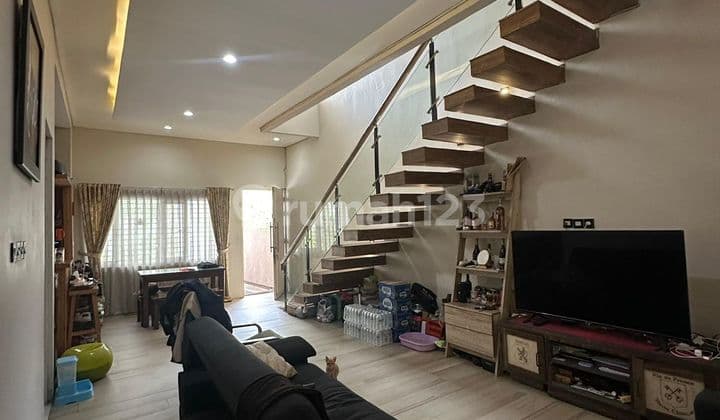 Dijual Rumah 2 Lantai di Buah Batu Regency Bandung Hunian Nyaman dan Aman Lokasi Strategis