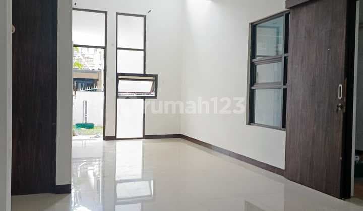 FOR RENT: MINIMALIST 2-STORY HOUSE READY TO OCCUPY IN TURANGGA BANDUNG, COMFORTABLE LIVING AND STRATEGIC LOCATION