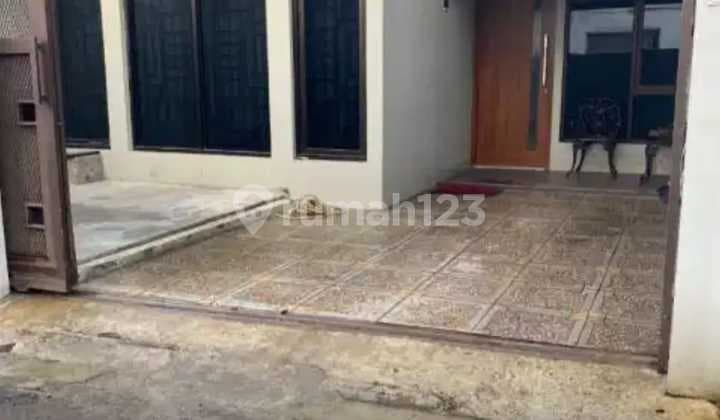 DIJUAL RUMAH 2 LANTAI RUMAH LOKASI STRATEGIS DI SALENDRO TIMUR BANDUNG HUNIAN NYAMAN DAN AMAN KAWASAN BEBAS BANJIR