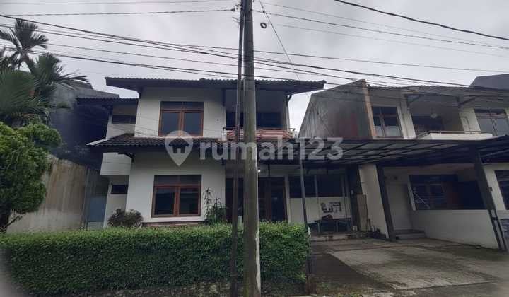 Disewakan Rumah 2 Lantai Cocok Dijadikan Kantor/Tempat Tinggal di Kopo Melati Lingkungan Aman Nyaman dengan Akses Mudah