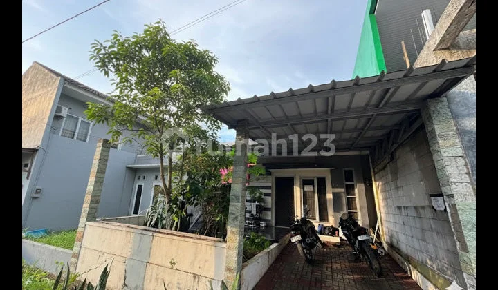 Rumah Semi Furnished Nyaman Zona Amerika Deltamas Cikarang Pusat