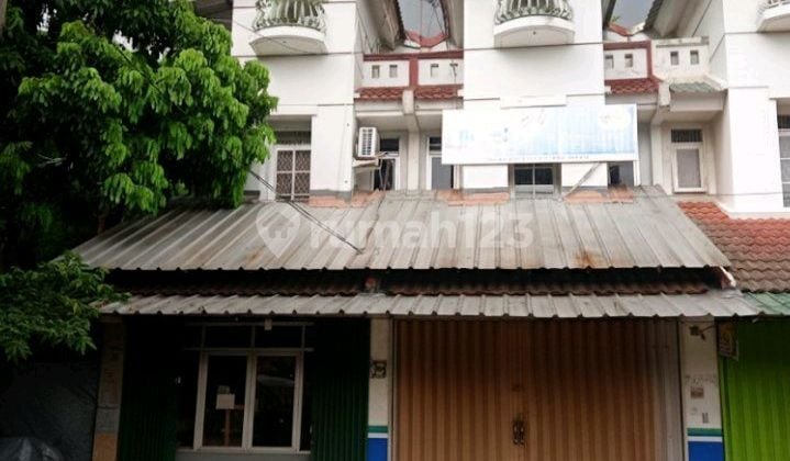 Ruko Gandeng Posisi Hook 2 Lantai Siap Huni