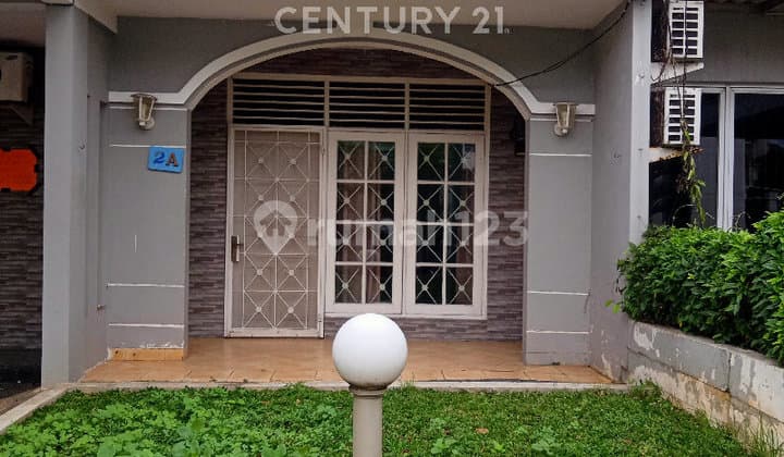 Rumah Full Furnished yang Nyaman di Meadow Green Lippo Cikarang