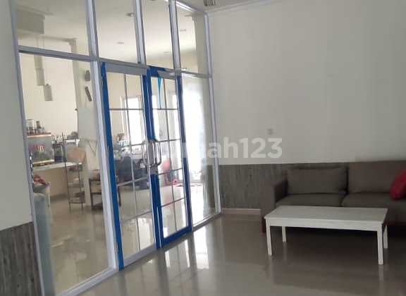 Rumah 2 Lantai Di Cluster Cempaka, Suvarna Padi Shm Bagus