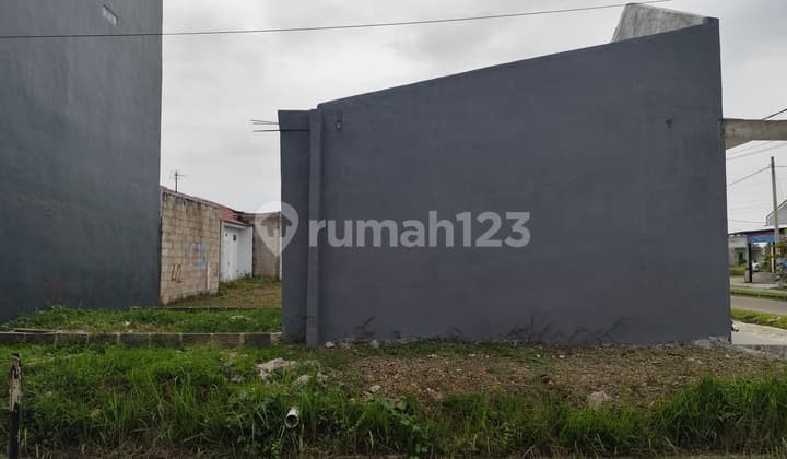 Strategic and High-Demand Shophouse in Business Center@********