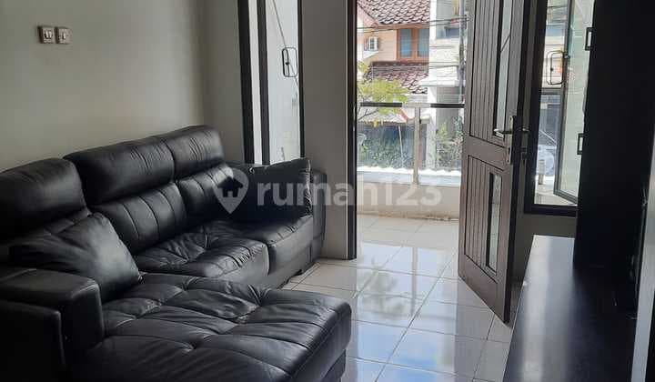 Rumah di Taman Semanan Indah Lokasi Strategis Nego