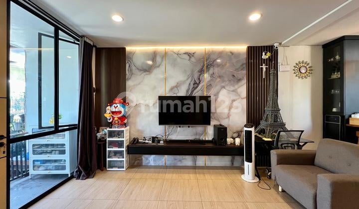 House in Cendana Marq East Tangerang Fully Furnished