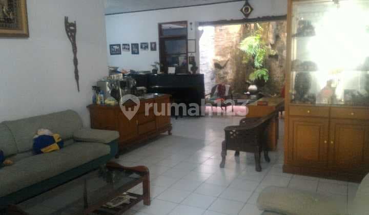 Rumah Siap Huni di Pamulang Tangerang Selatan Hadap Barat