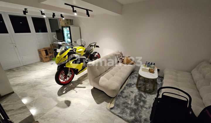 Rumah Siap Huni di Palm 3 Residence Duri Kepa Jakarta Barat Nego