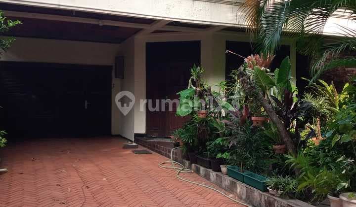 Ready-to-Occupy House in Bendungan Hilir Central Jakarta Strategic Location Negotiable