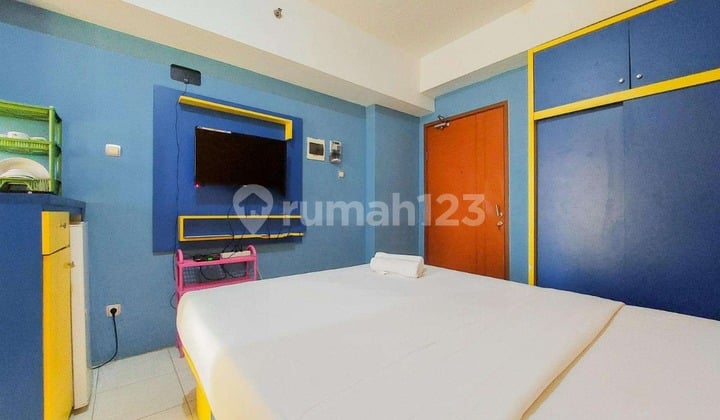 Green Lake View Studio Type Apartment in Ciputat, South Tangerang
