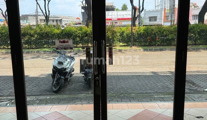 Ruko 3 Lantai Siap Pakai di BSD Tangerang Selatan Lokasi Nego