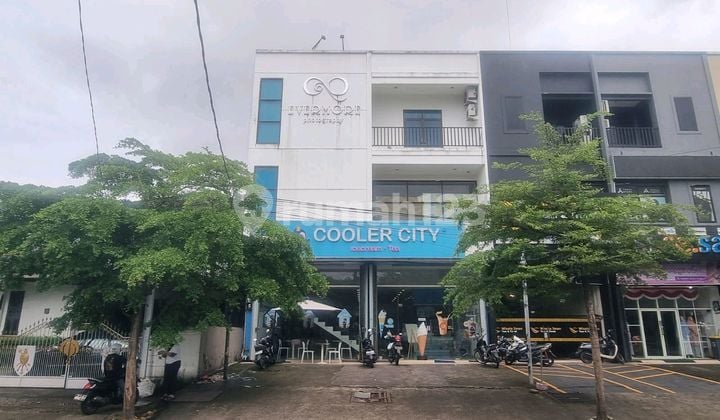 Ruko Cantik 3 Lantai Terawat Daerah Pengayoman Panakkukang