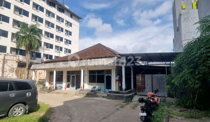 Bangunan Perkantoran Pusat Kota Makassar