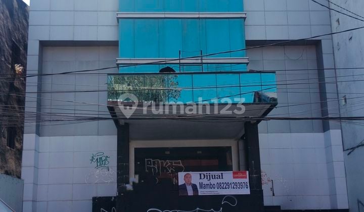 Gedung Kantor Pusat Kota