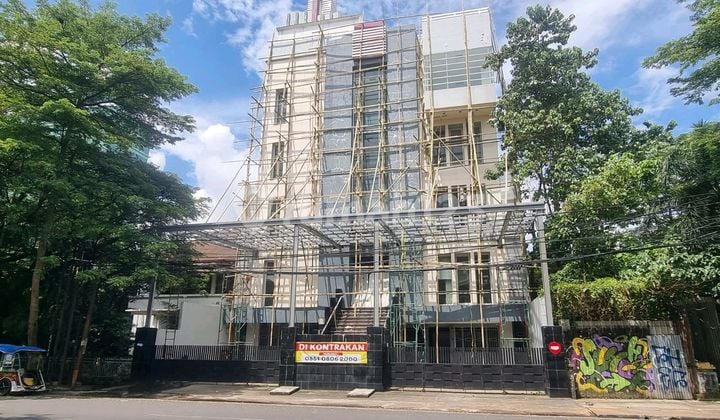 Gedung Kantor 5 Lantai Pusat Kota Makassar