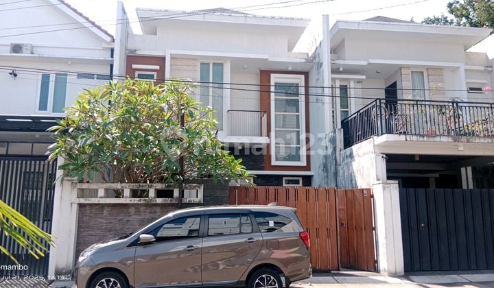 Rumah Cantik Minimalis Modern 2 Lantai Tengah Kota Makassar