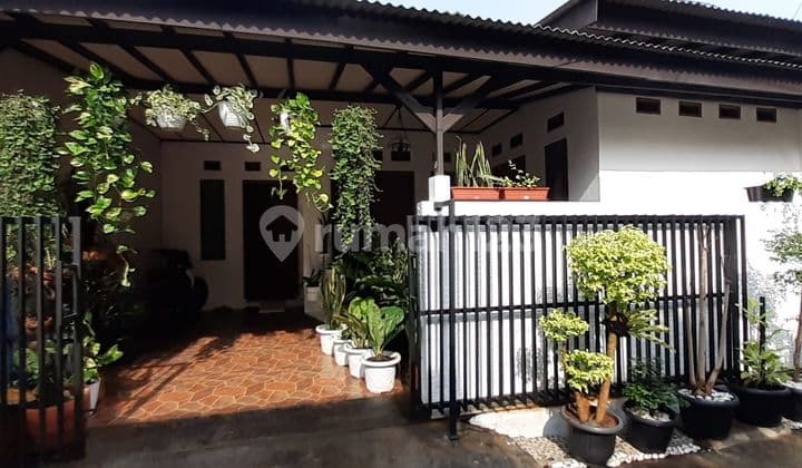 Rumah 1½ Lantai Di Galaxy, Jaka Setia Bekasi Selatan