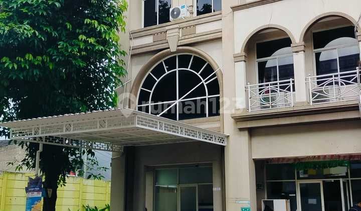 Ruko Hoek Rapih Bersih, Siap Pakai Di Grand Galaxy, Bekasi