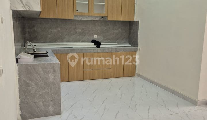 2 Jual Cepat Rumah Baru Hybrida Timur