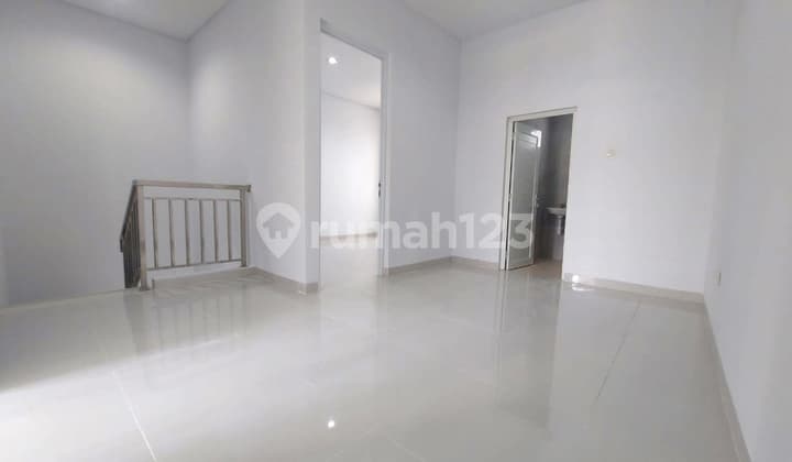 2Jual Cepat Rumah Minimalis Di Jalan Utama Imperial Gading