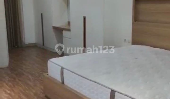 Disewakan Rumah Bagus 2.5Lt Di Sunter, Bebas Banjir