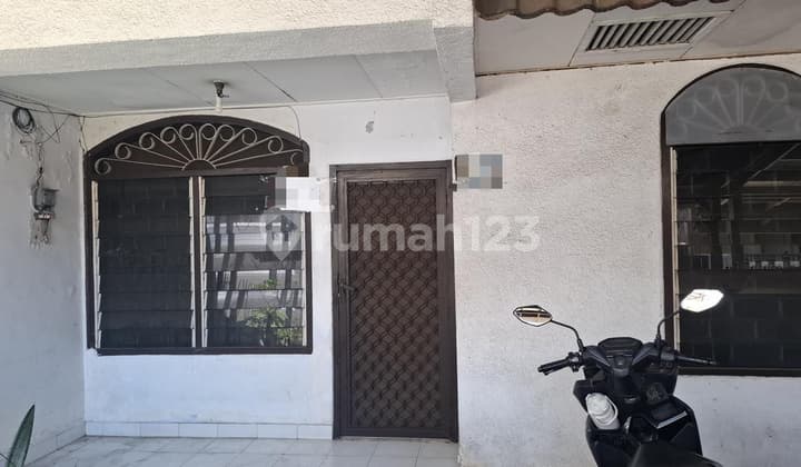 Super Hot Sale House Sunter Jalan 2 Cars