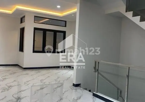 dijual rumah baru minimalis di Sunter Agung lokasi strategis dekat mall dekat bus way