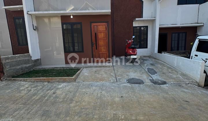Rumah Mewah 1 Lantai Di Cinangka Sawangan Depok.