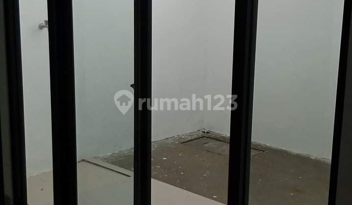 Rumah Modern 1 Lantai Dekat Akses Jalan Tol.