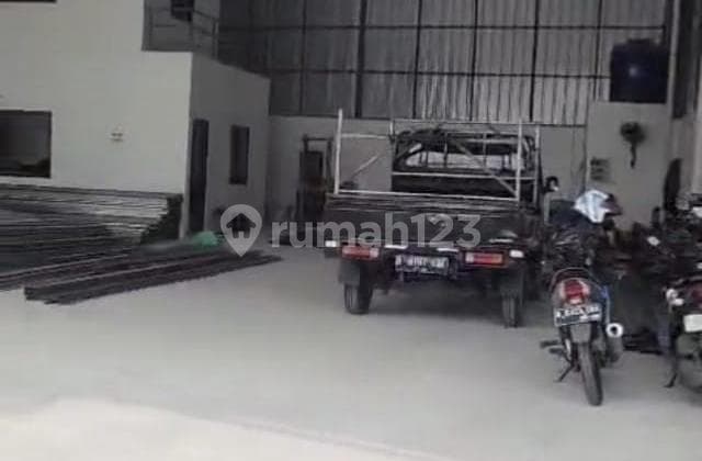 Gudang di Pasar Kemis Tanggerang Akses Container dan Fuso Siap untuk Usaha