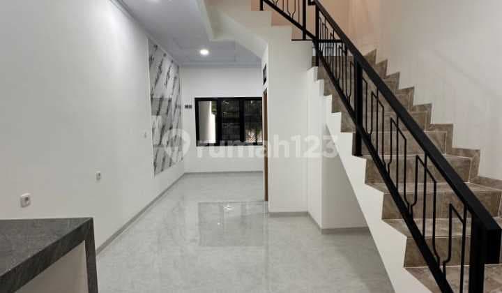 Rumah Baru 3 Lantai Di Tanjung Duren Shm Siap Huni