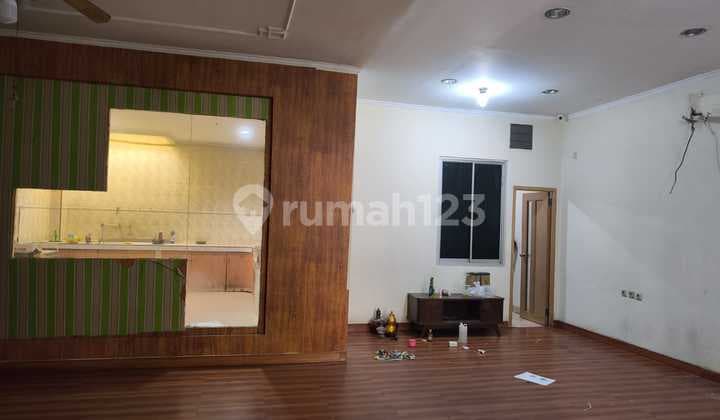 Rumah Di Permata Buana 8x20 Shm Hadap Utara Bagus