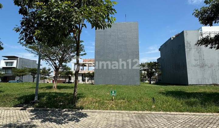 Plot in Ebony Green Lake City Plot Ebony Size 10X18 Hdp North