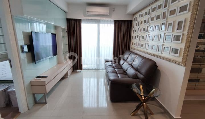 Apartment Mg Sute 3 BR Interior Mewah, Selalu Tersewa Expatriat di Jl. Gajah Mada, Semarang.