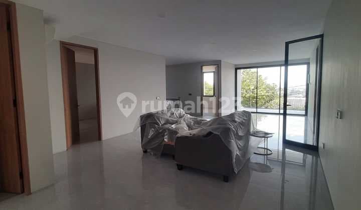 Rumah Baru Gres Siap Pakai di Bukit Sari Semarang