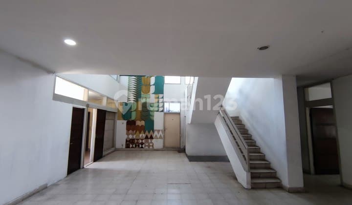 Commercial Building di Gajah Mungkur Semarang