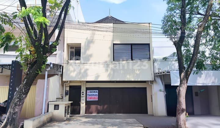 Disewakan ruko 2lt Jl. Karang Anyar dekat SMS Loyola Semarang.