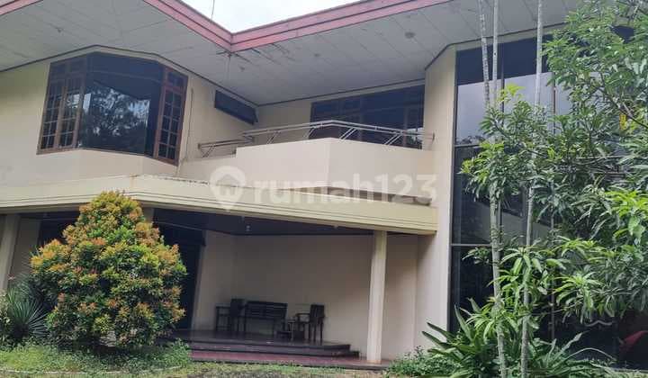 Rumah Tengah Kota di Jl. Diponegoro Semarang