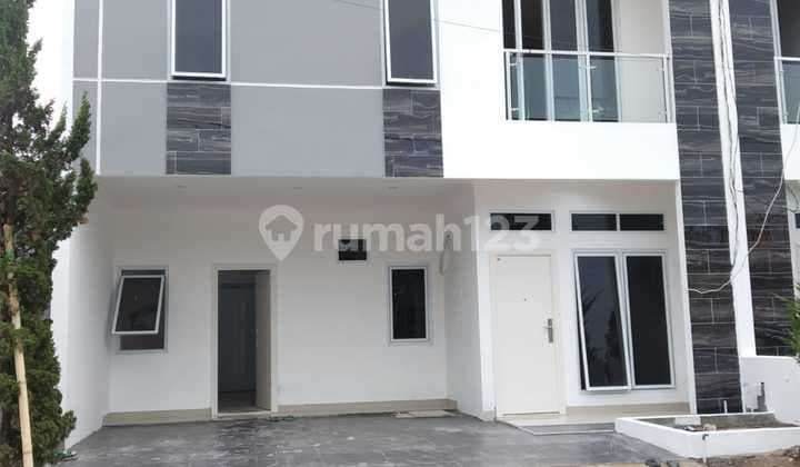 Rumah Modern 2 Lantai Dipisangan Baru Jakarta Timur