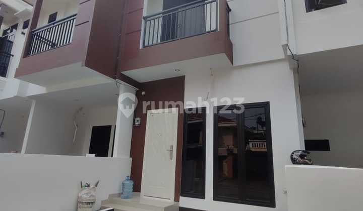 Luxurious 2-Story Beautiful House in Lagura Residence, Taman Lagura Indah Housing, Jl. Cempaka Putih Block L4 No.2, East Cempaka Putih, Cempaka Putih, Central Jakarta City, DKI Jakarta, Indonesia, 10510, Cempaka Putih