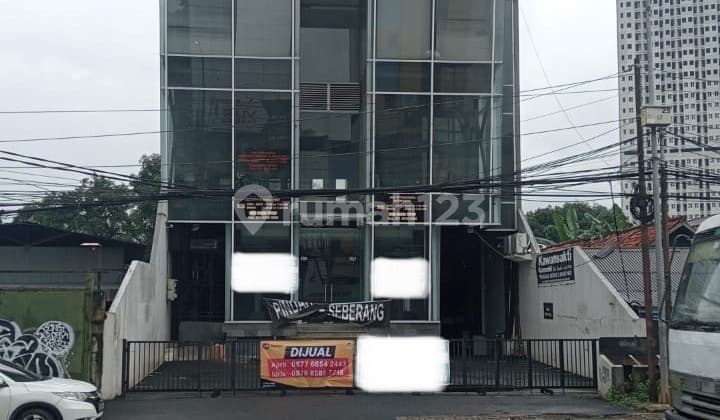 Dijual Gedung Ex Kawasaki Kota Bekasi Timur