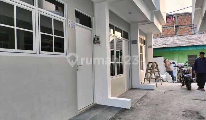 Rumah Minimalis 2 Lantai Baru SHM Kebon Kosong Jakarta Pusat