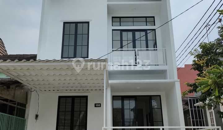 Dijual Rumah 2lantai Sebrang Taman Budaya Sentul City