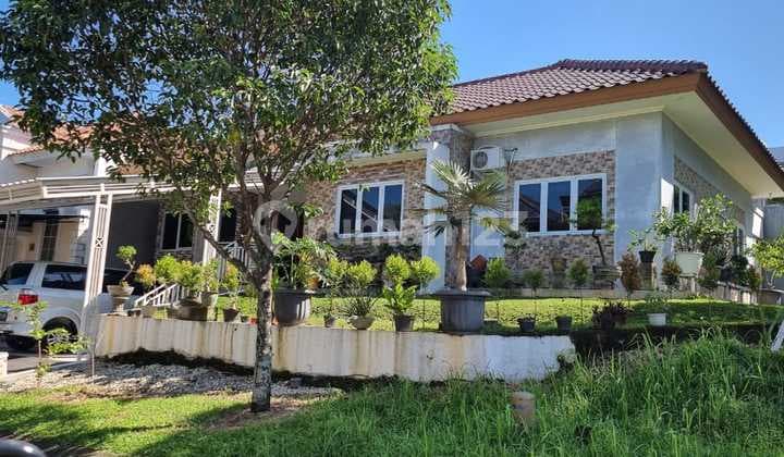 Disewakan Rumah Dekat Playground Dikawasan Argenia Sentul City